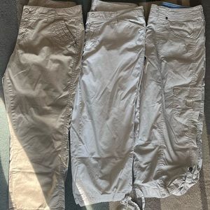 3 Pair Khaki Capris, Tam Size 11-12